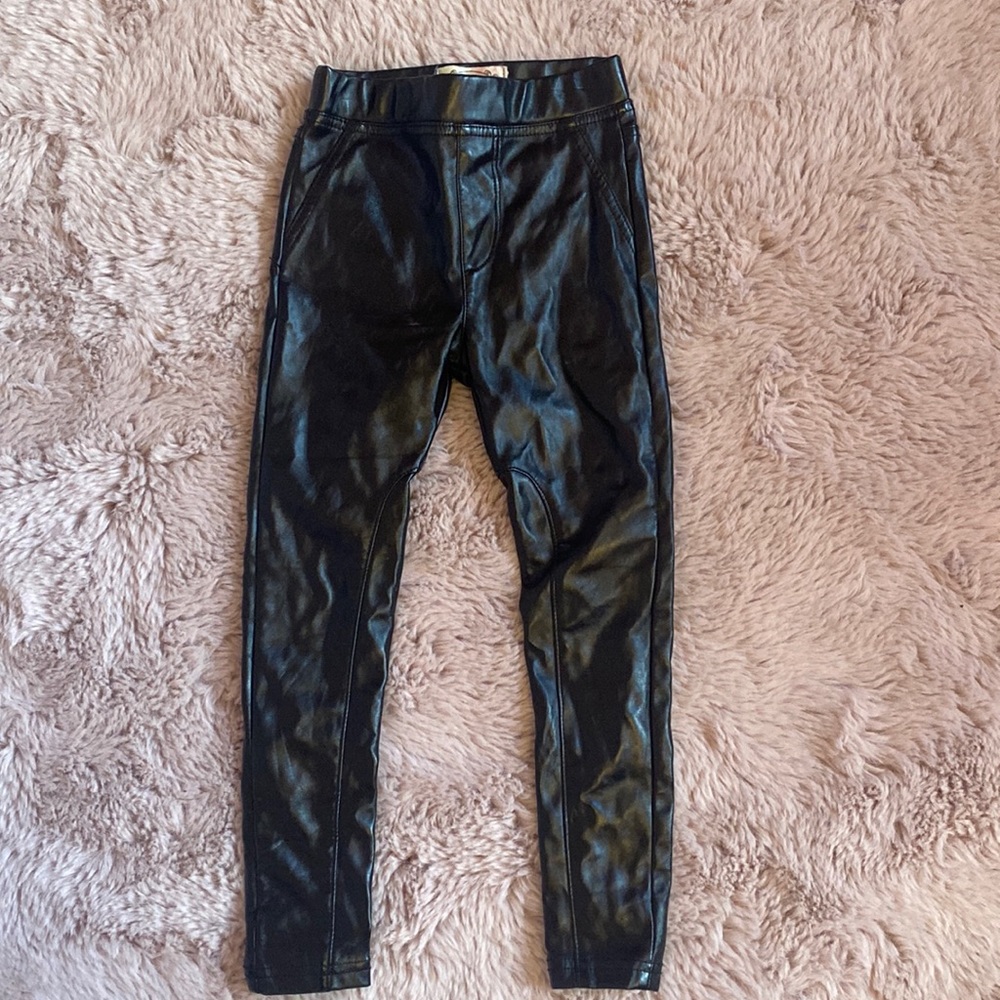 EUC joyfolie faux leather pants